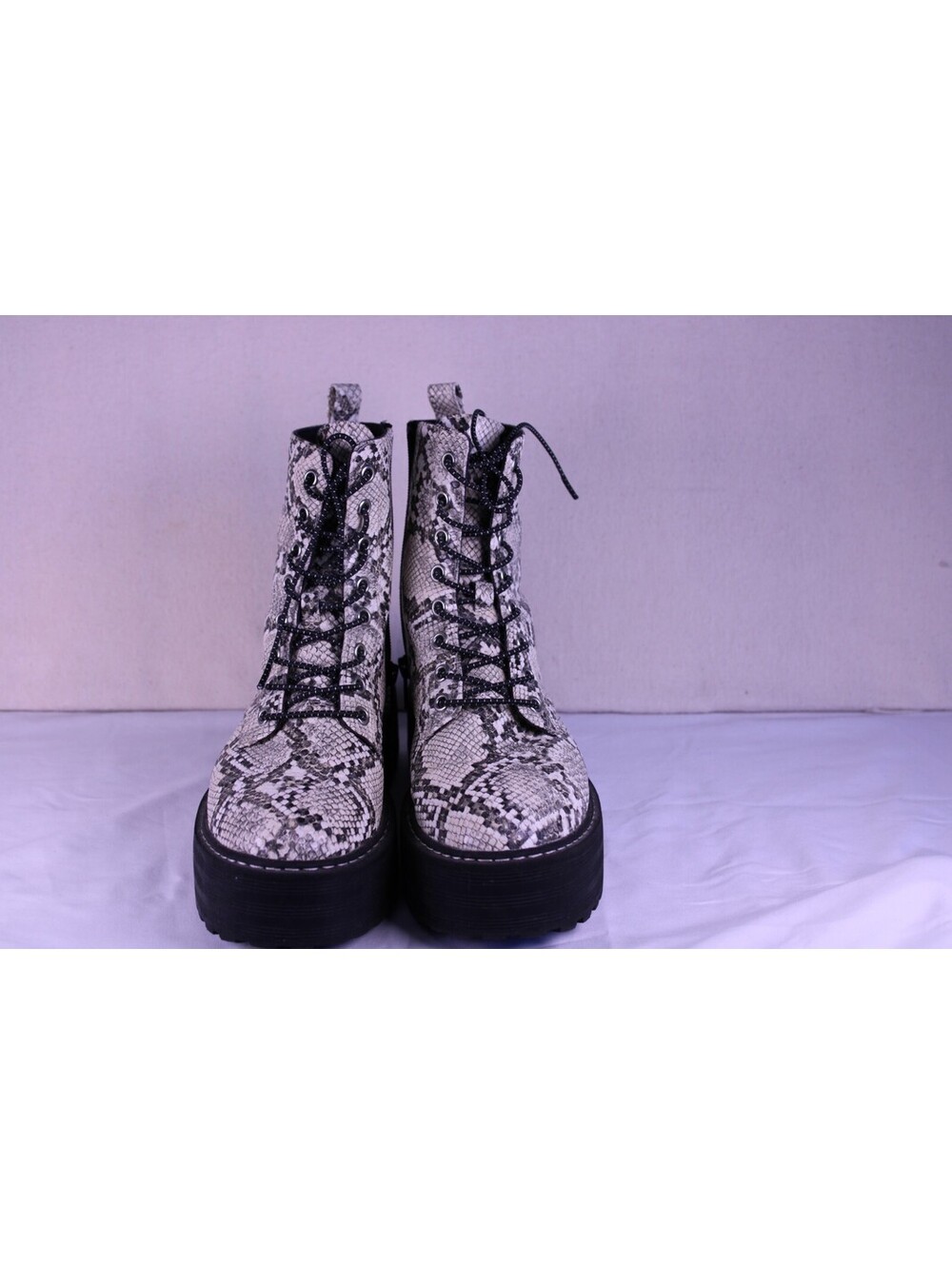 H&M Womens Boot Platform Lug Sole 7 Faux Leather Snakeskin Combat Divided